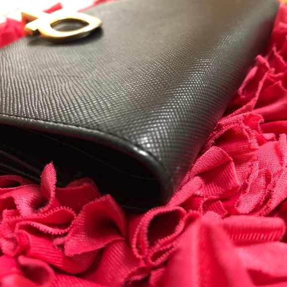 2️⃣2️⃣5️⃣ Salvatore Ferragamo Wallet - Picture 8 of 16